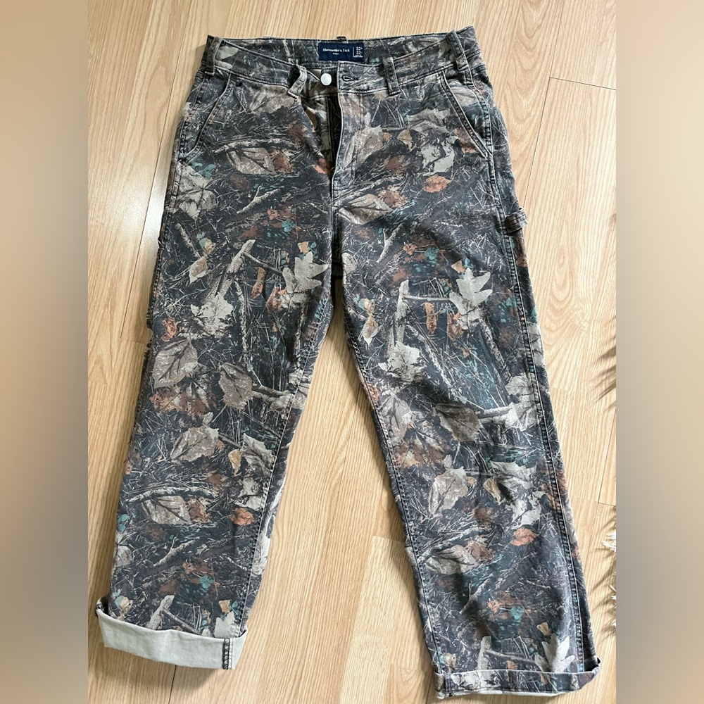 Abercrombie Carpenter pants 32x32